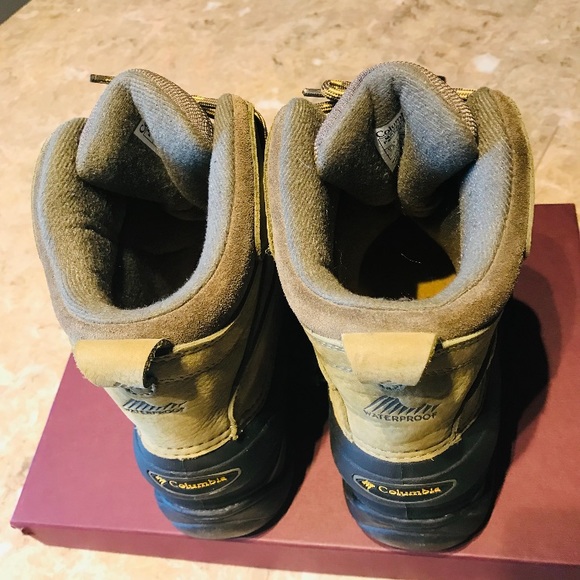 Columbia boots size 6.5 - Picture 4 of 12